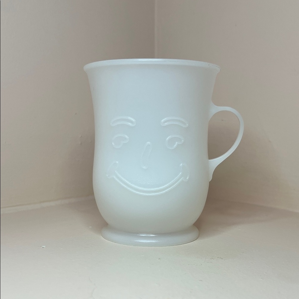 Vintage plastic kool-aid cup 1980’s
